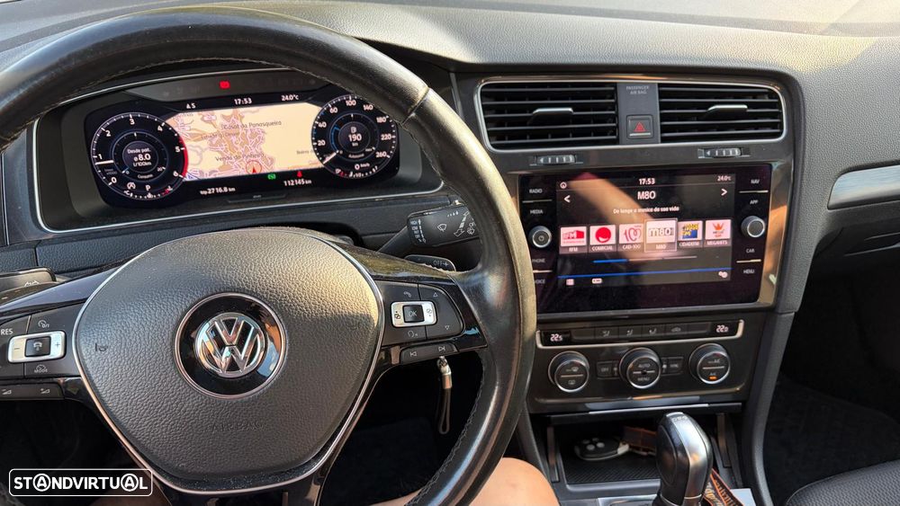 VW Golf Variant 1.6 TDi R-Line DSG - 23