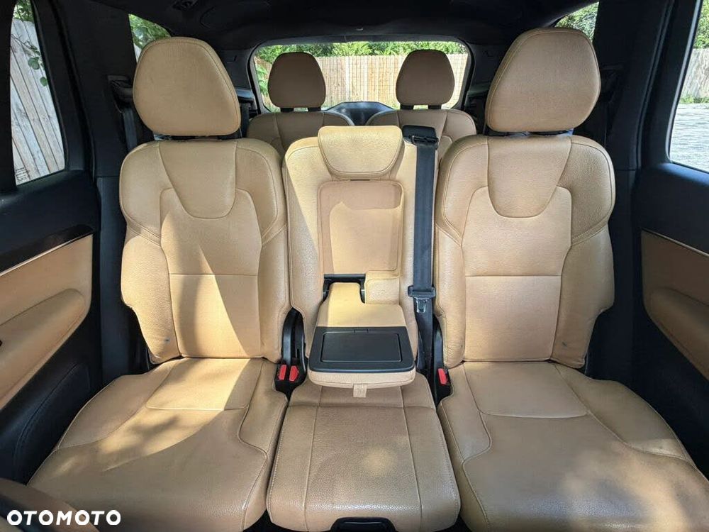 Volvo XC 90 - 15