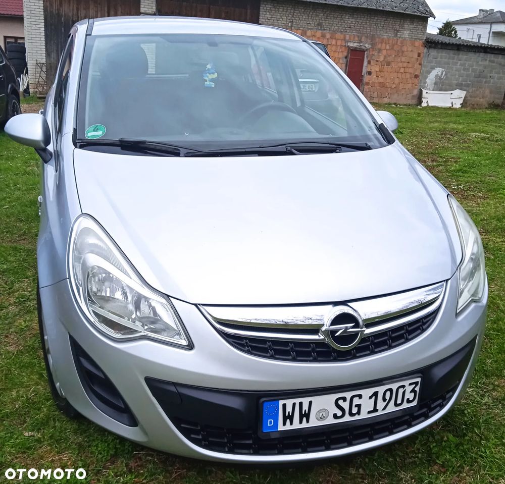Opel Corsa 1.2 16V Cosmo - 4