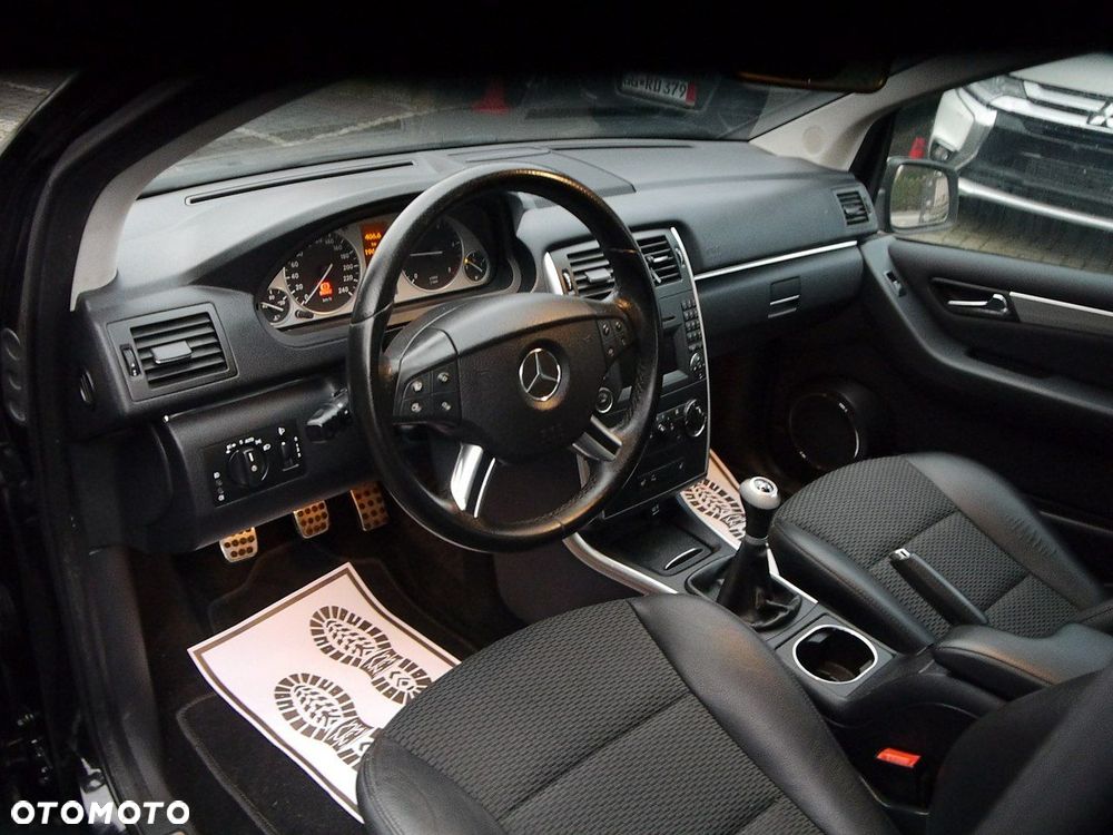 Mercedes-Benz Klasa B - 22