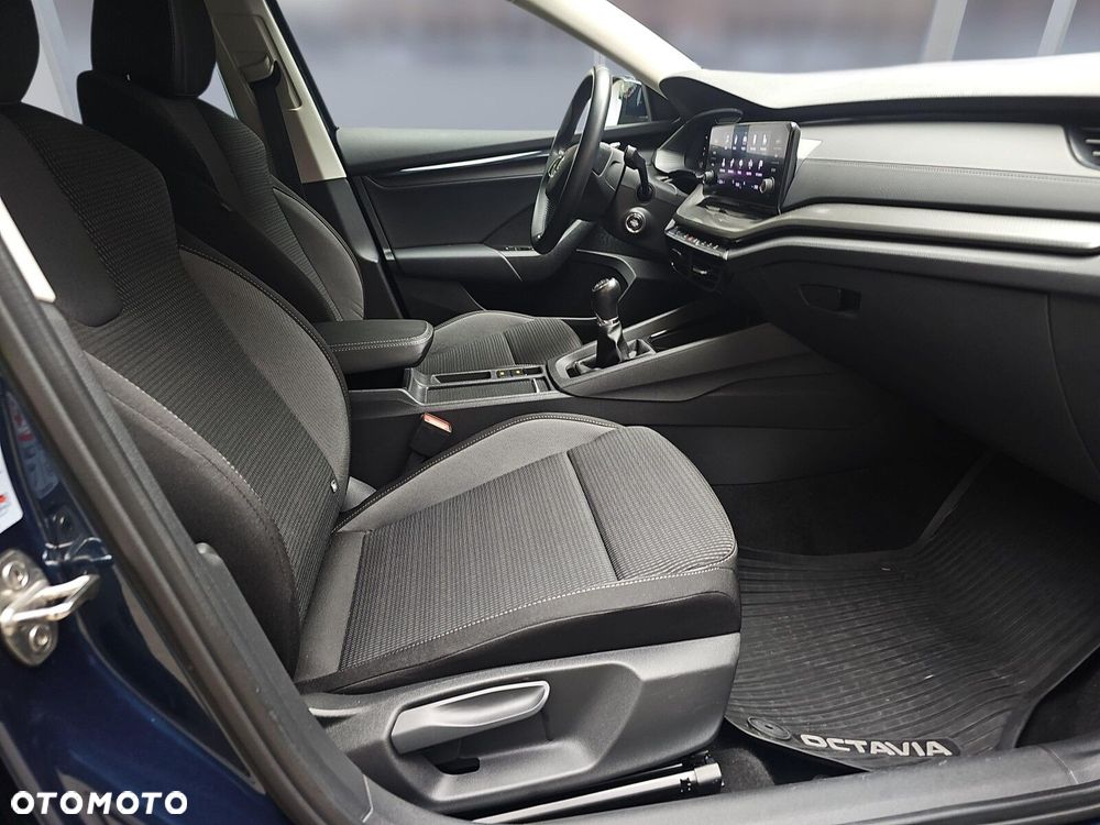 Skoda Octavia 2.0 TDI Ambition - 10
