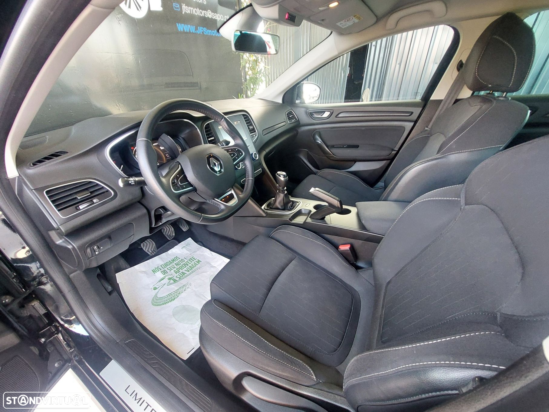 Renault Mégane Sport Tourer 1.5 Blue dCi Limited - 11