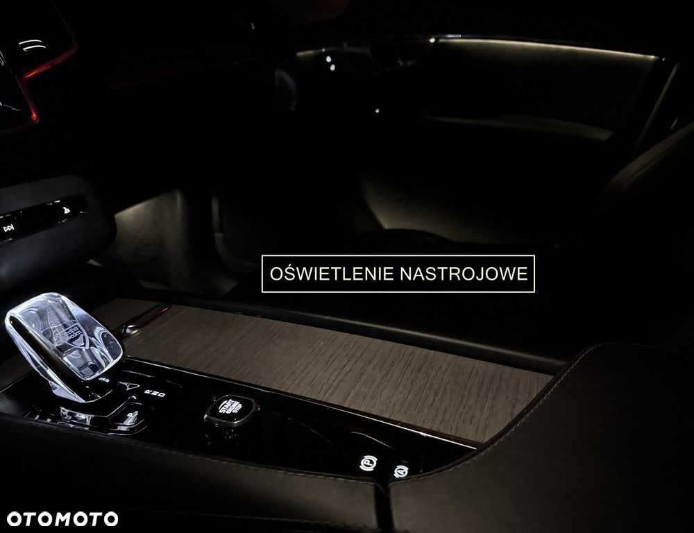 Volvo XC 90 B5 D AWD Ultimate Dark - 27