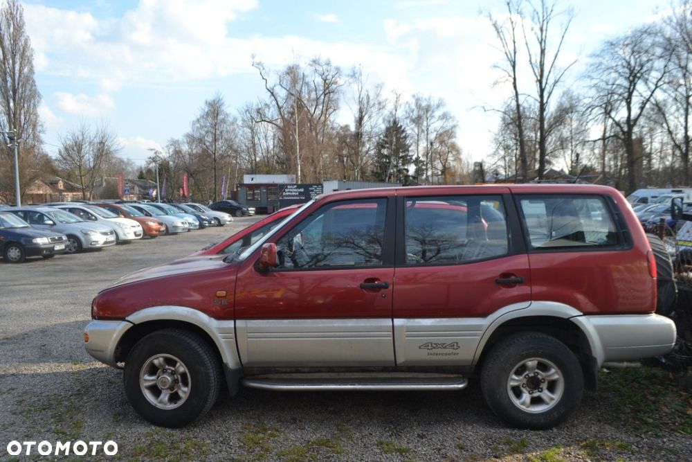 Nissan Terrano - 6