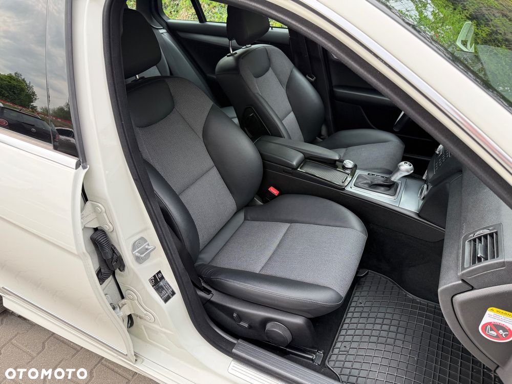 Mercedes-Benz Klasa C 180 Kompressor Automatik Avantgarde - 20