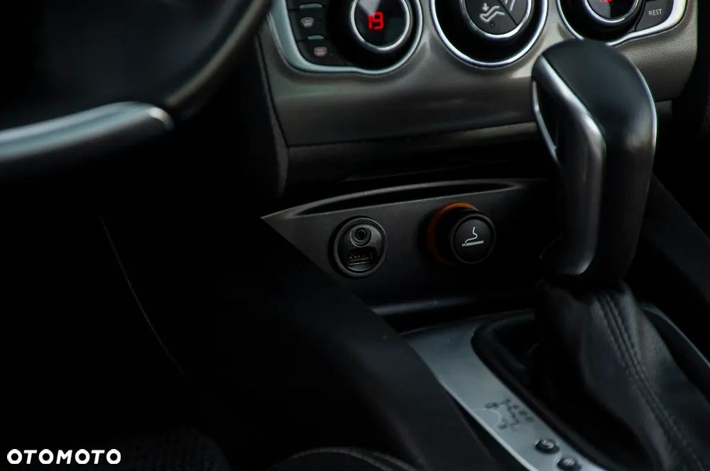 Citroën C4 PureTech 130 Stop & Start EAT6 Selection - 35
