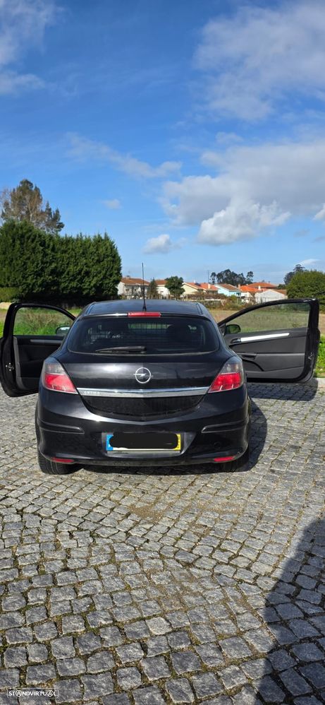 Opel Astra GTC 1.3 CDTI - 1