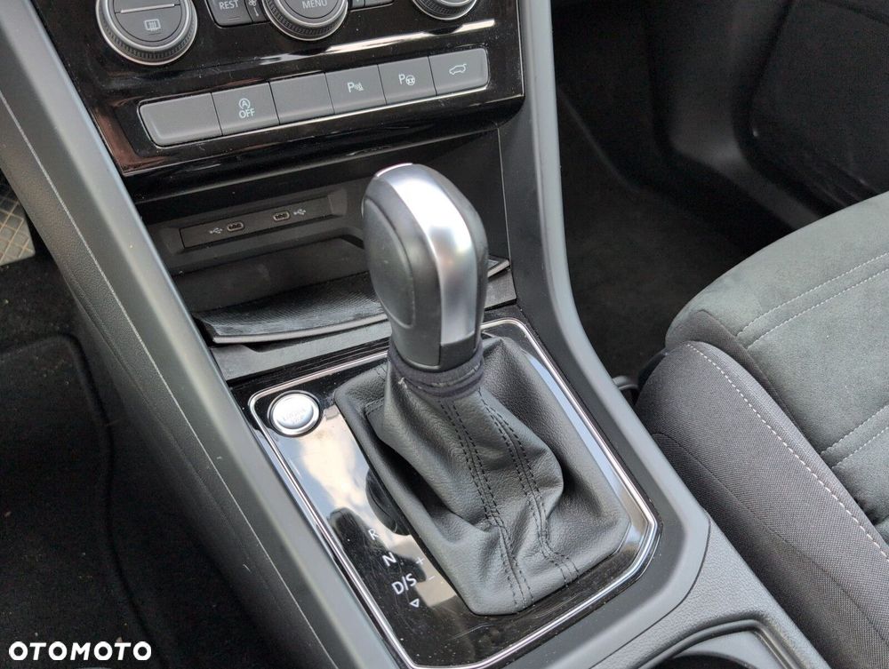 Volkswagen Touran 1.5 TSI EVO Highline DSG - 35