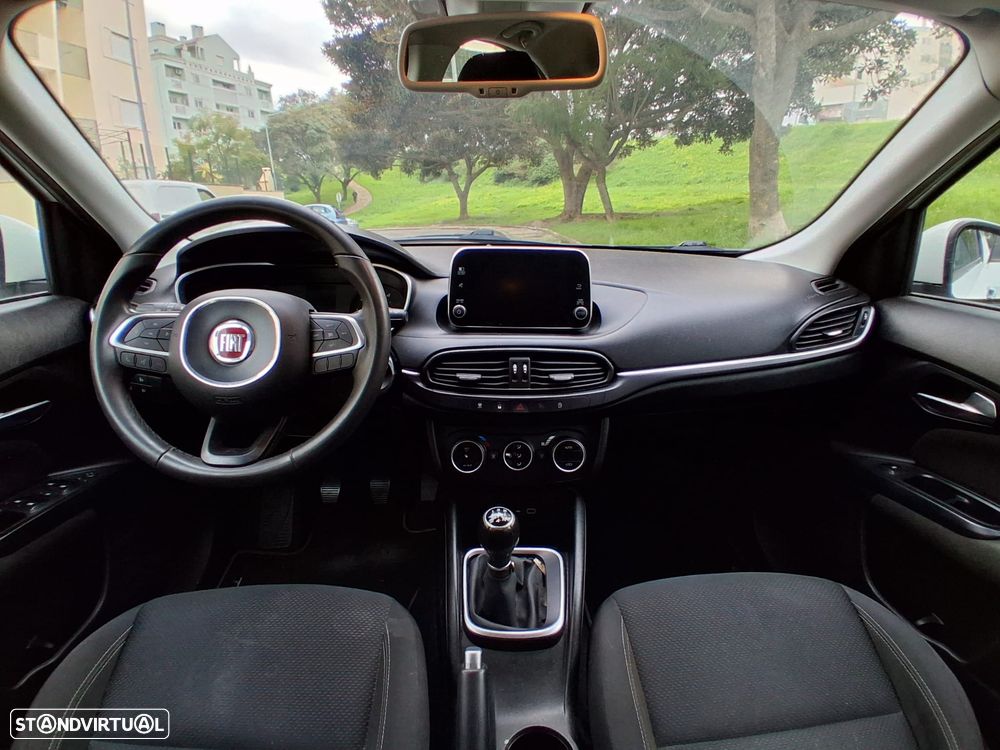 Fiat Tipo 1.3 M-Jet Lounge Tech - 30