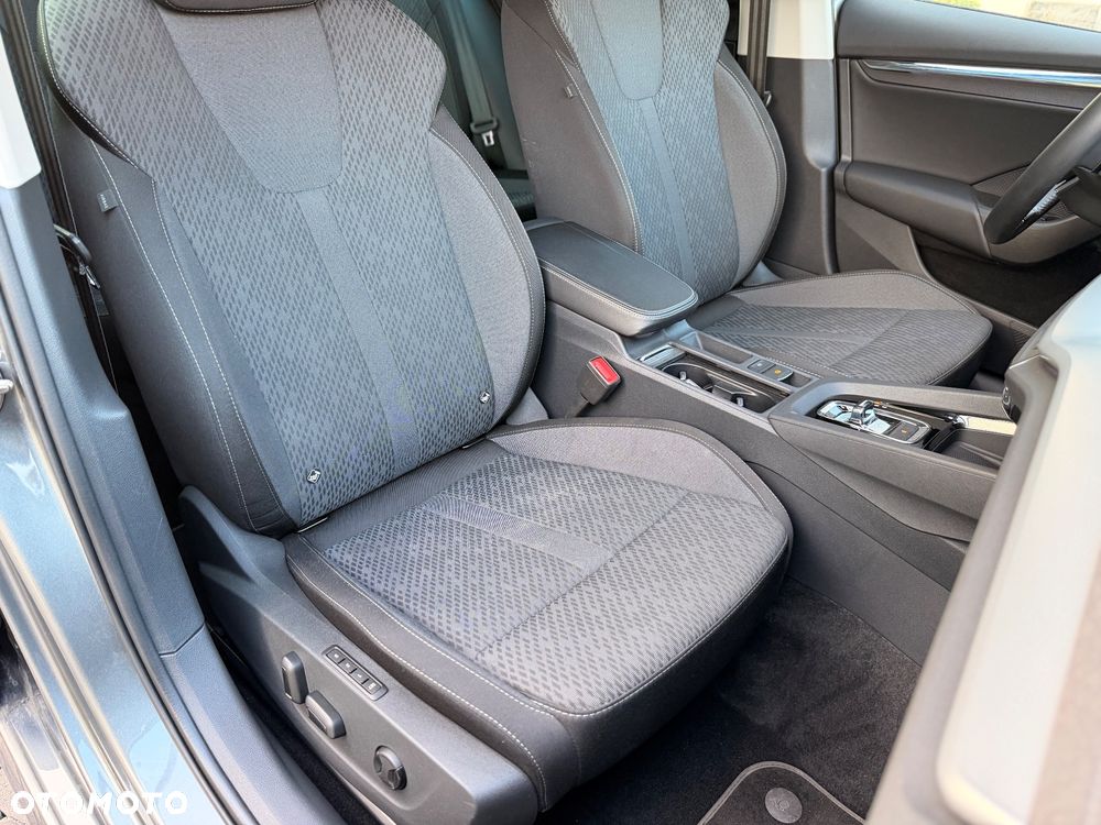 Skoda Octavia 2.0 TDI DSG Edition - 24