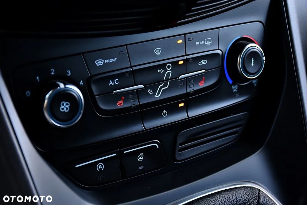 Ford C-MAX 1.0 EcoBoost Titanium ASS - 24