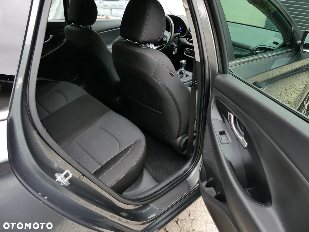 Hyundai i30 1.5 T-GDI 48V Smart - 29