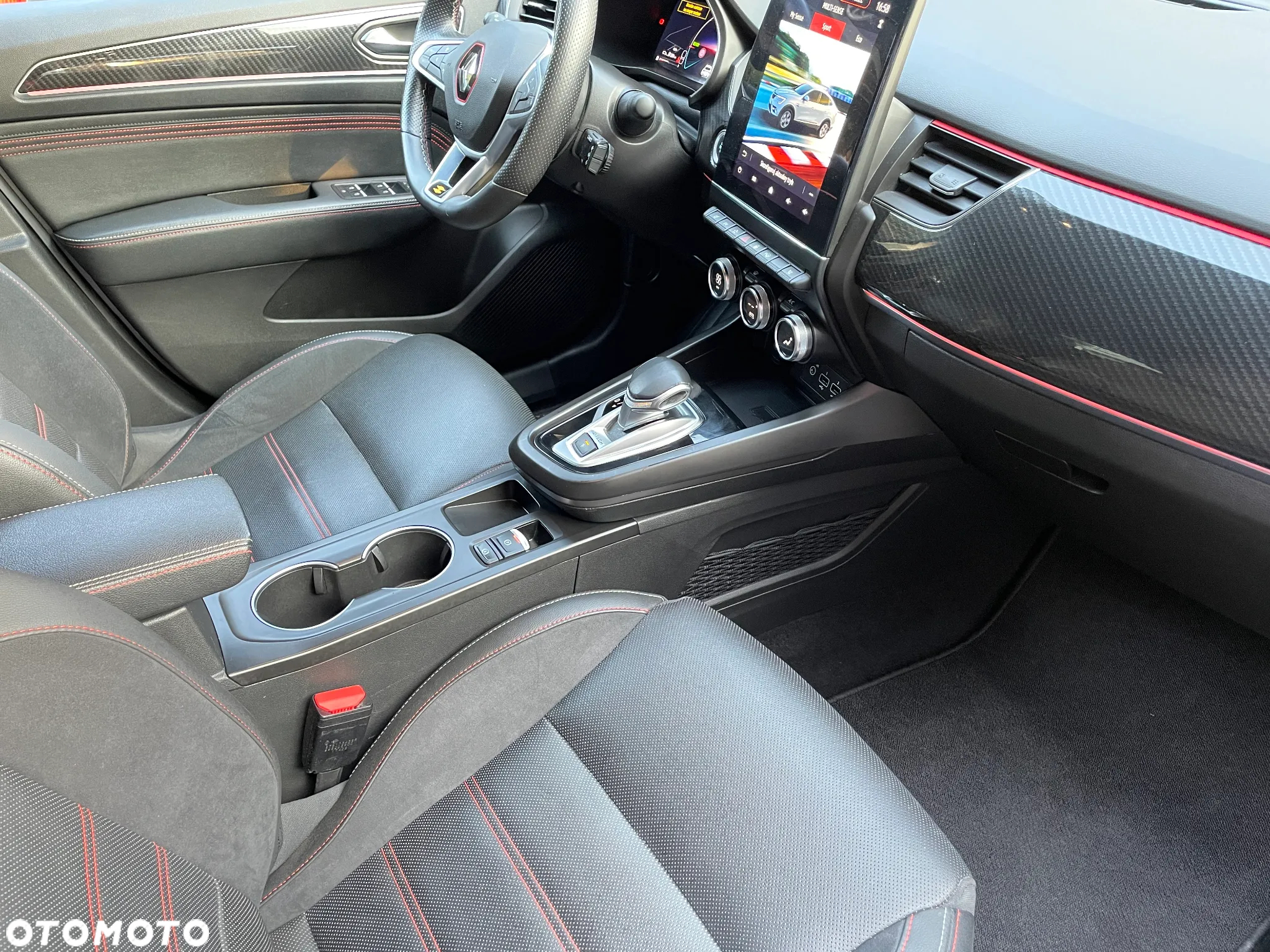 Renault Arkana E-TECH 145 R.S.LINE - 12