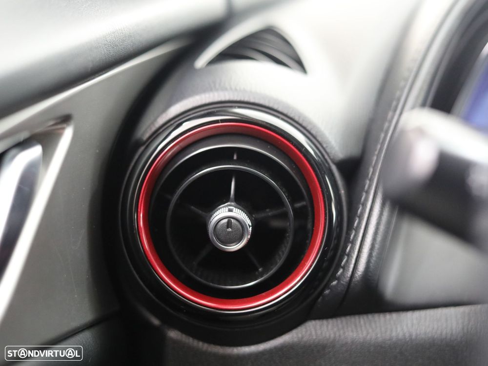Mazda CX-3 1.5 Sky.Excellence Navi - 28
