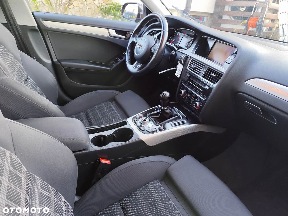 Audi A4 Avant 2.0 TDI - 13