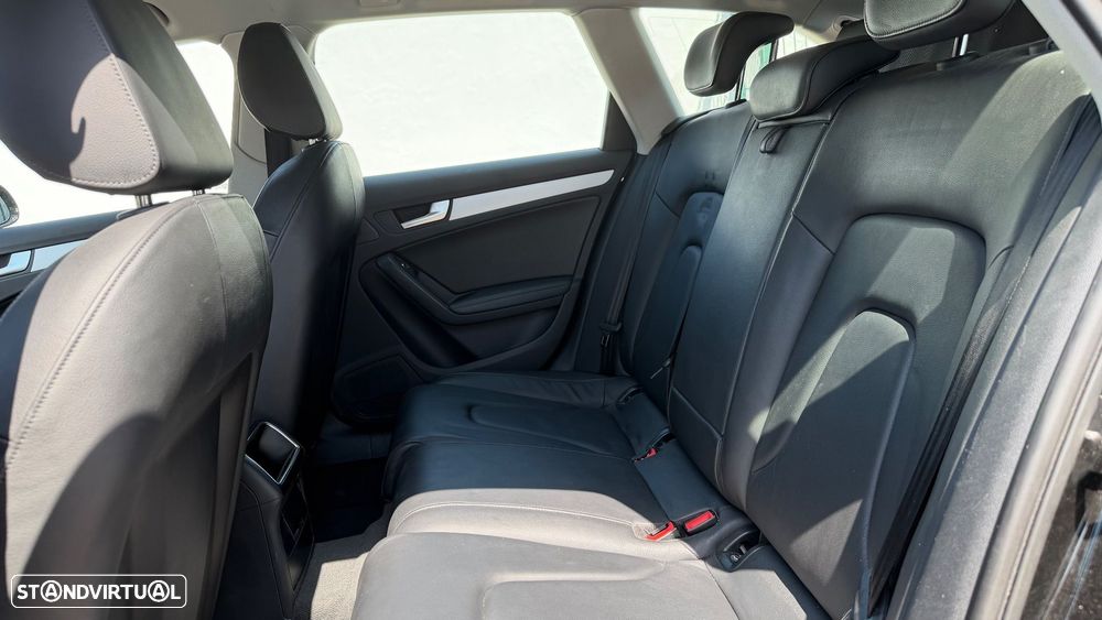 Audi A4 Avant 2.0 TDI DPF clean multitronic Ambiente - 7
