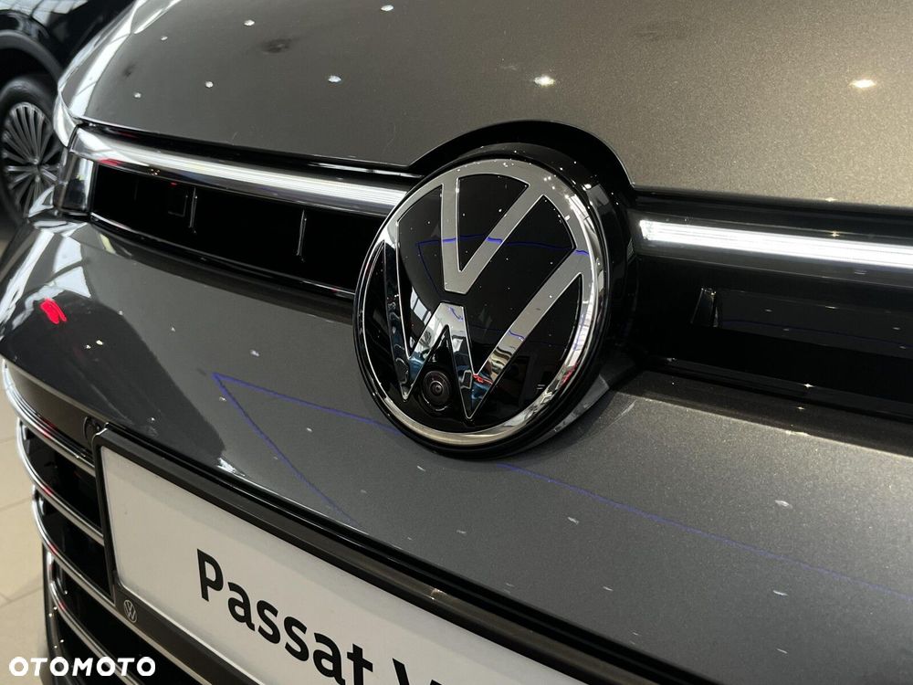 Volkswagen Passat - 10
