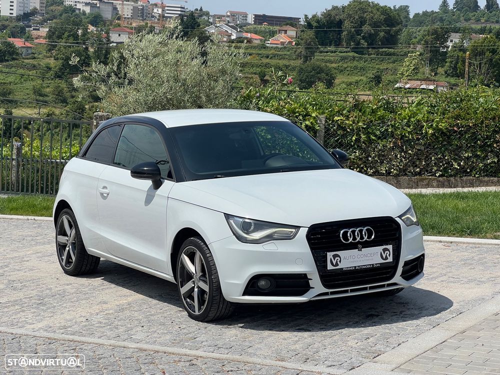 Audi A1 1.6 TDI S-line - 1