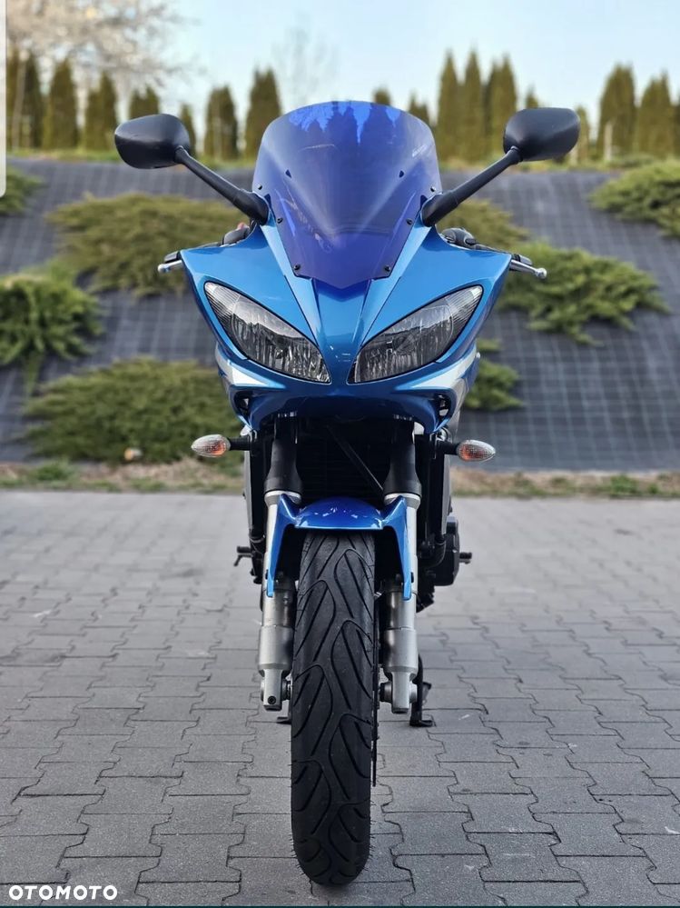 Yamaha FZ6 - 3