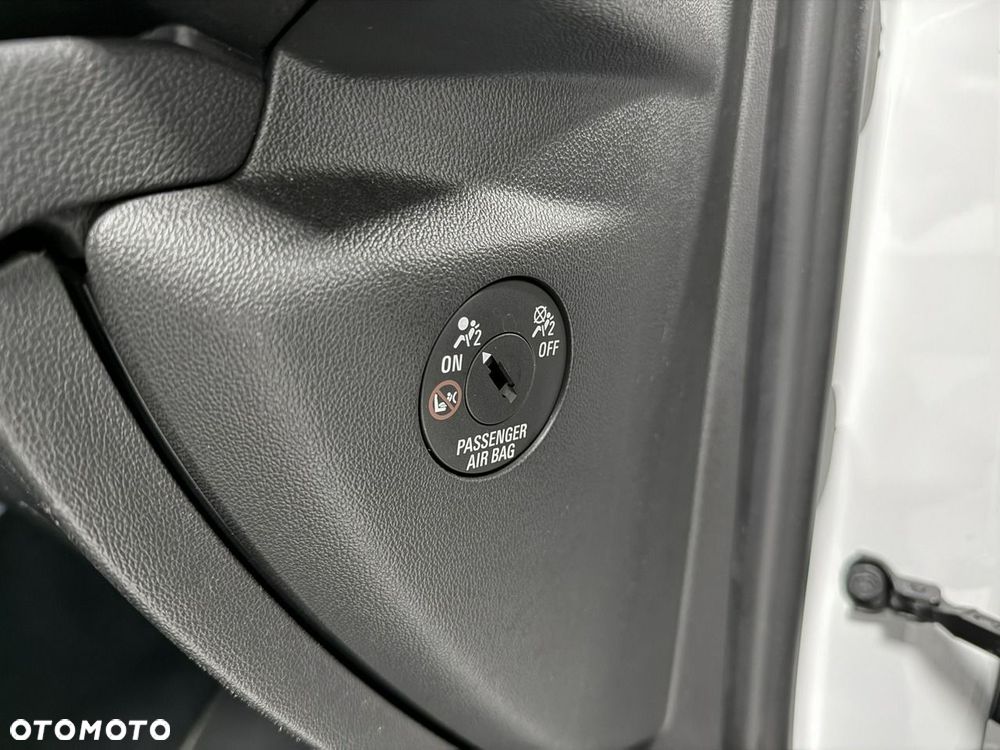 Opel Insignia - 27