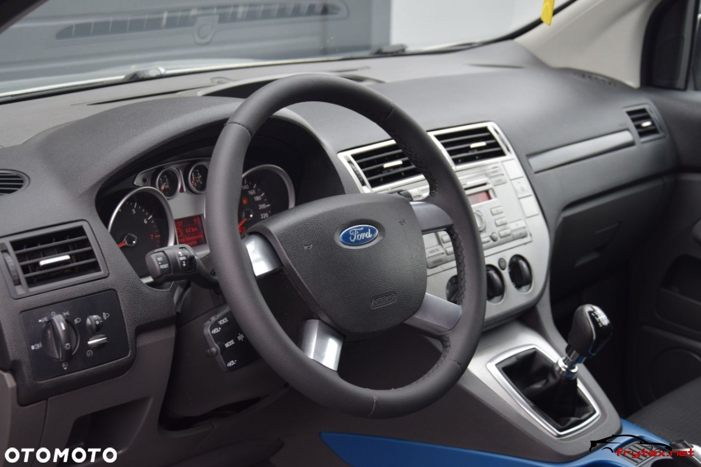 Ford Kuga - 18