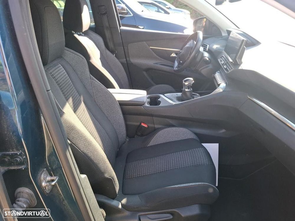 Peugeot 3008 2021 photo 5