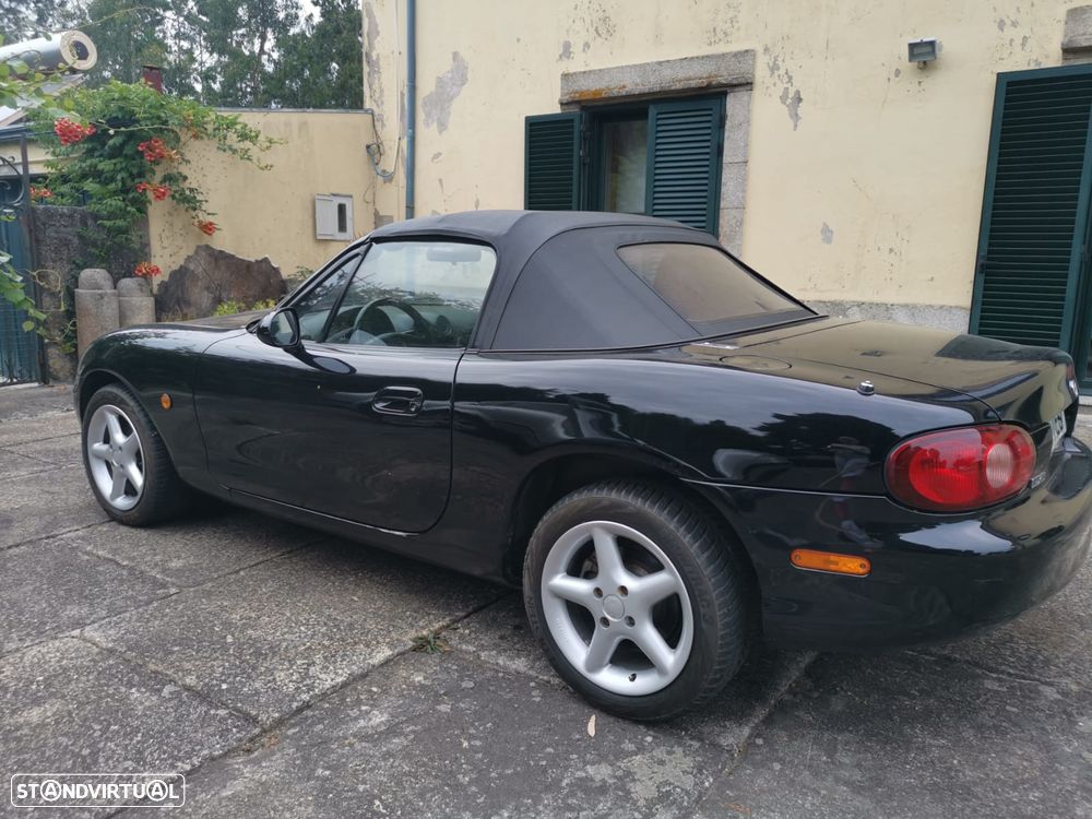 Mazda MX-5 1.6i 16V - 2