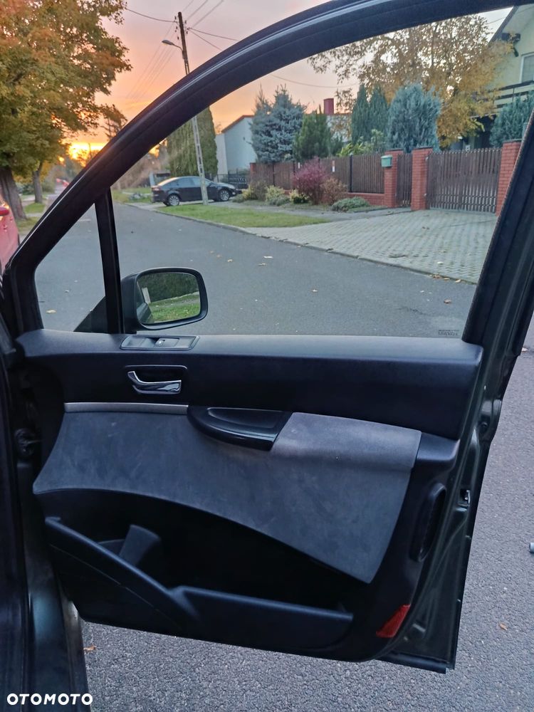 Peugeot 807 2.0 HDi Trendy - 9