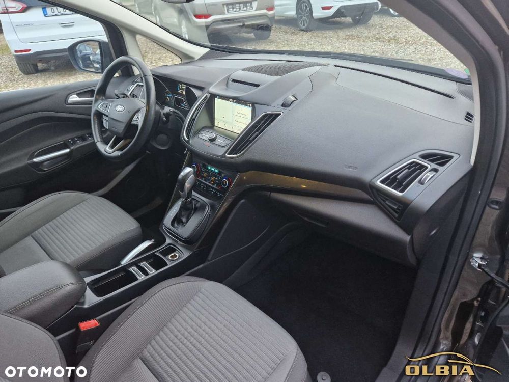 Ford Grand C-MAX - 23
