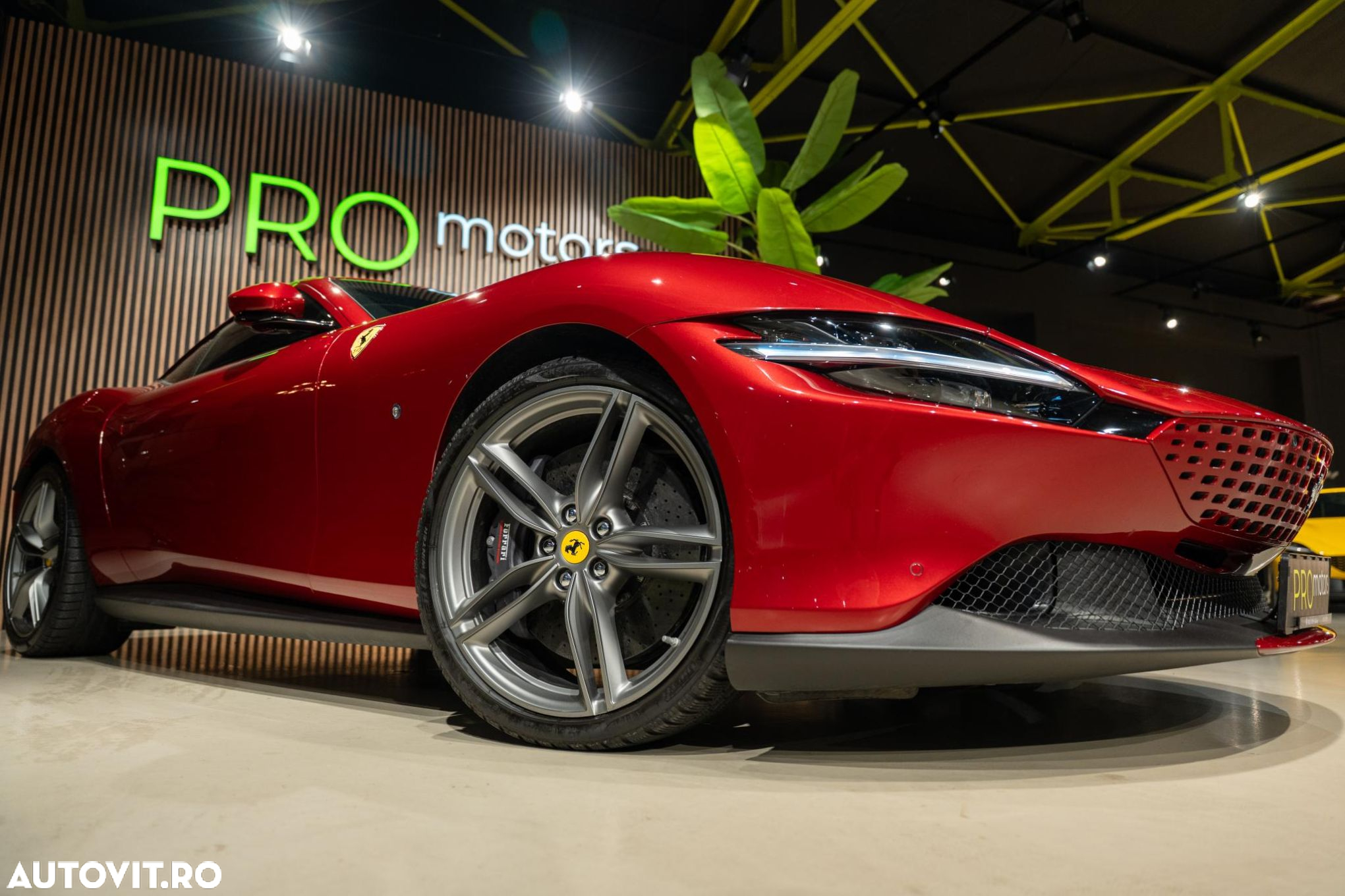 Ferrari Roma - 2
