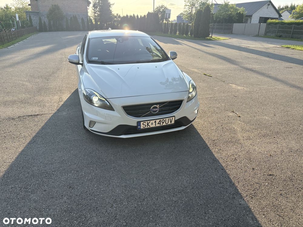 Volvo V40 D2 Drive-E R-Design Kinetic - 17