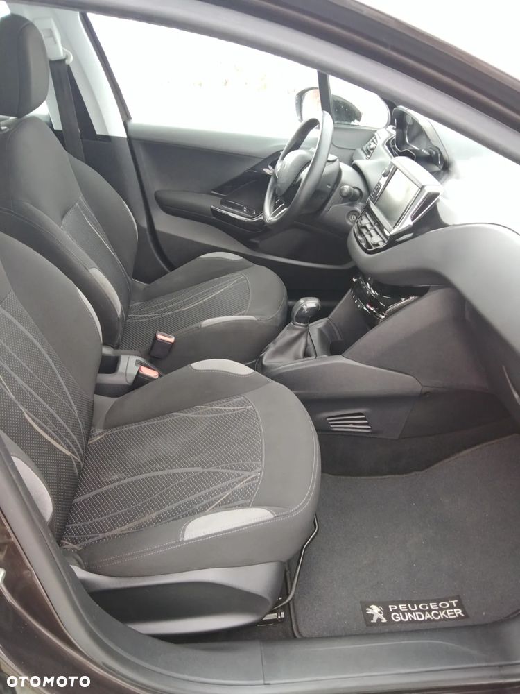Peugeot 208 1.4 VTi Active - 9
