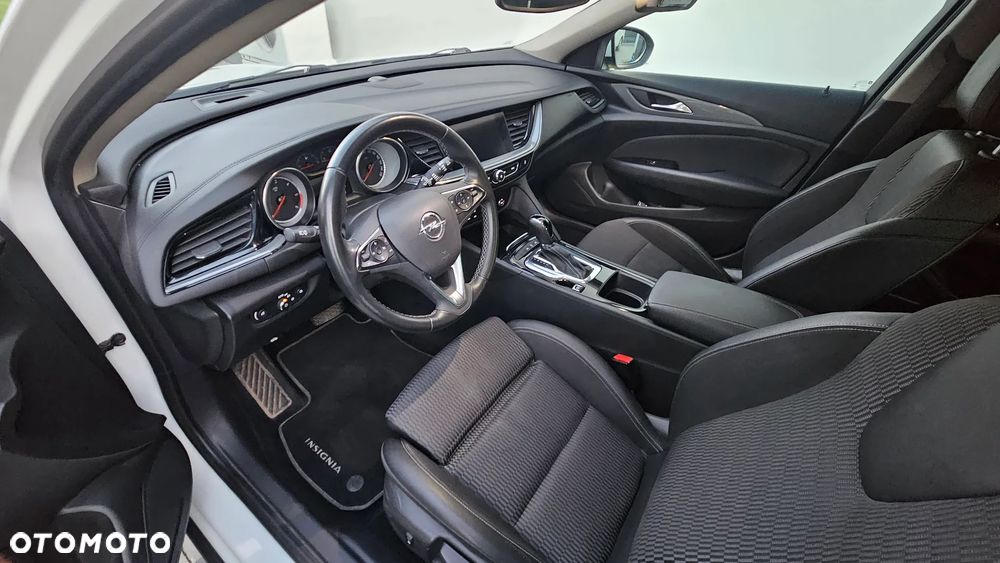 Opel Insignia 2.0 CDTI Edition - 11