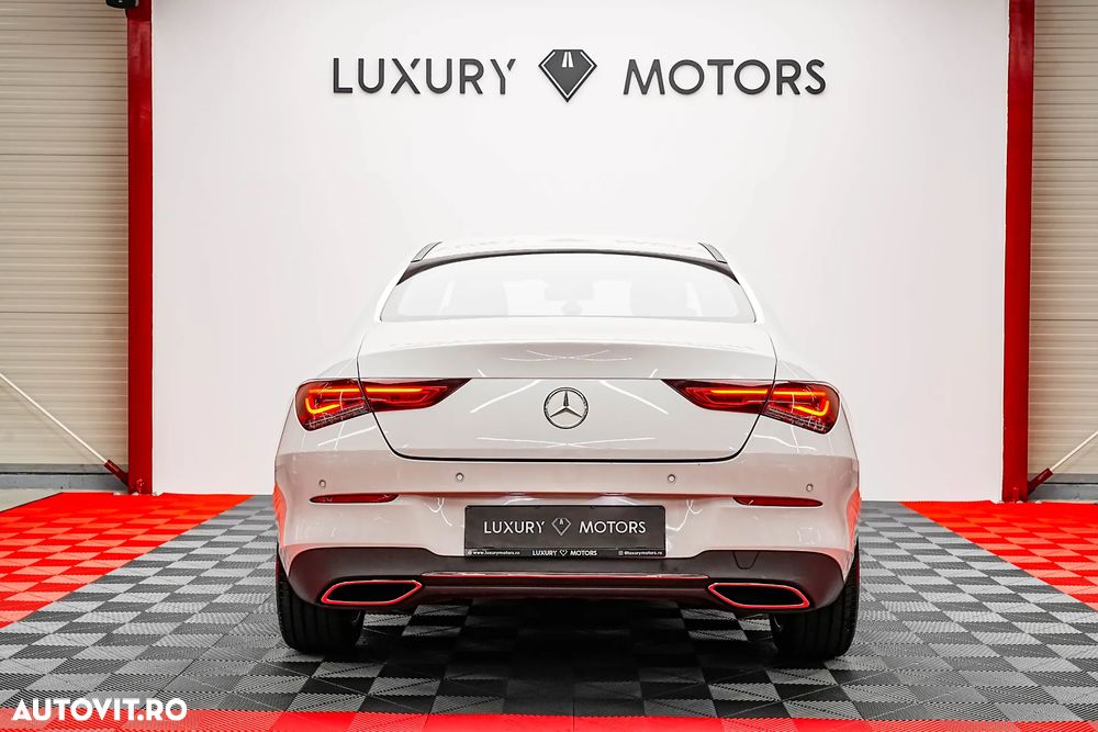 Mercedes-Benz CLA 180 7G-DCT Special Edition - 12
