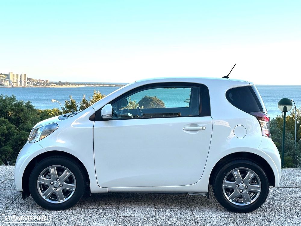 Toyota iQ 1.4 D-4D - 2