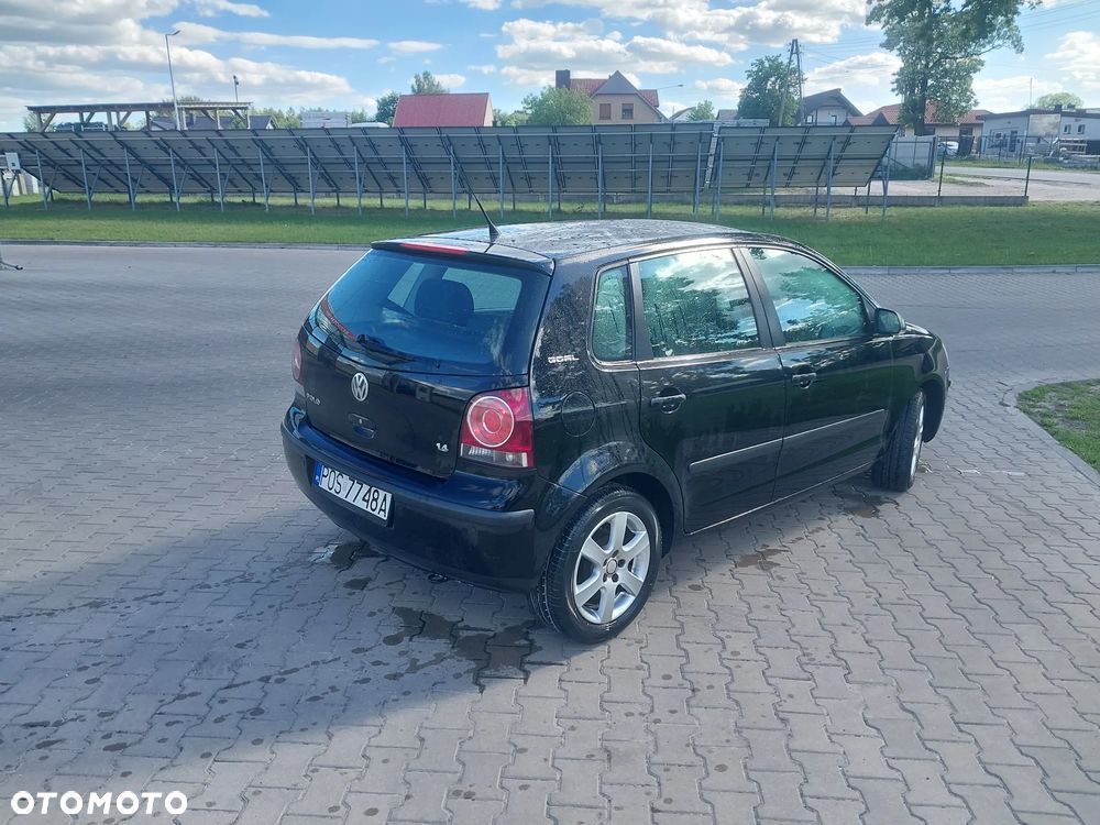 Volkswagen Polo 1.4 16V Sportline - 2