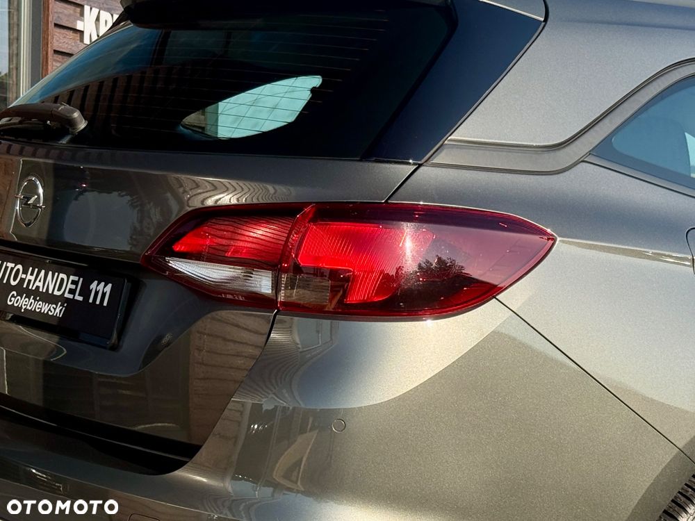 Opel Astra 1.4 Turbo 120 Jahre - 15