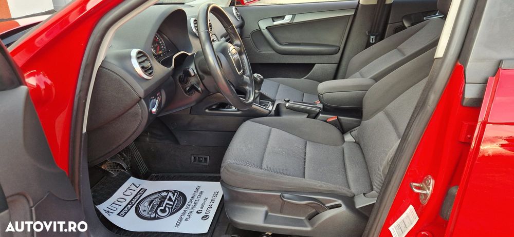 Audi A3 1.6 TDI Sportback DPF Ambiente - 14