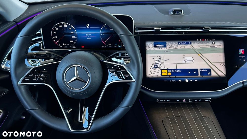 Mercedes-Benz Klasa E 220 d mHEV 4-Matic Exclusive 9G-Tronic - 15