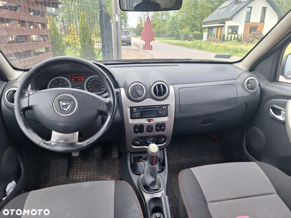 Dacia Duster 1.6 16V 4x2 - 4