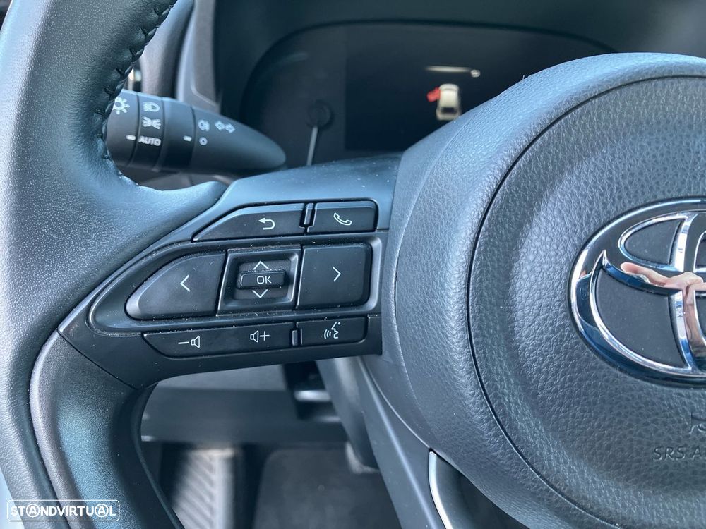 Toyota Yaris Cross 1.5 HDF Comfort Plus - 29