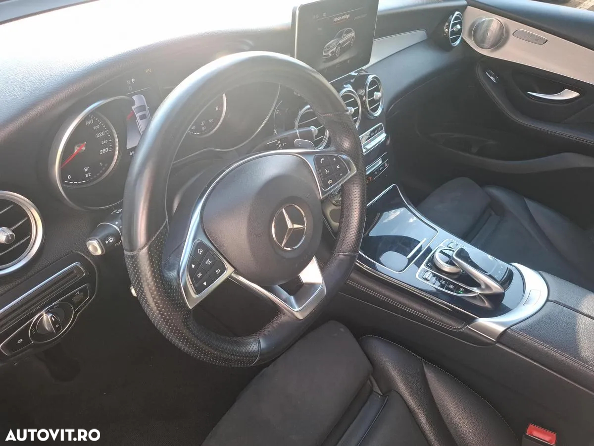 Mercedes-Benz GLC 220 d 4MATIC - 9