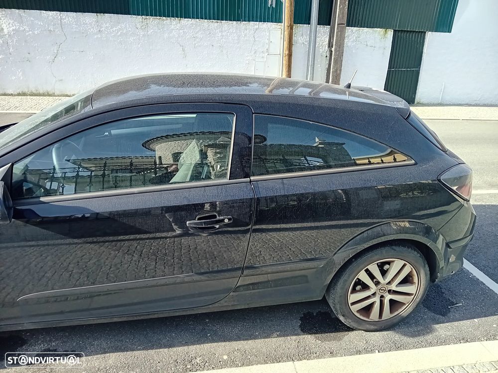 Opel Astra GTC 1.3 CDTI - 3