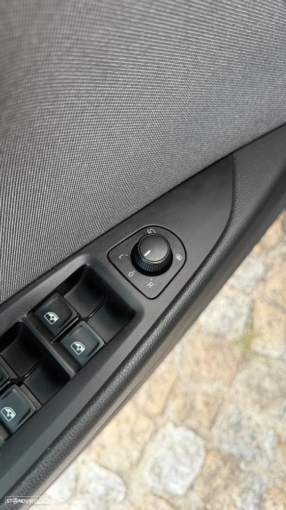 SEAT Leon 1.6 TDI Style S/S - 5