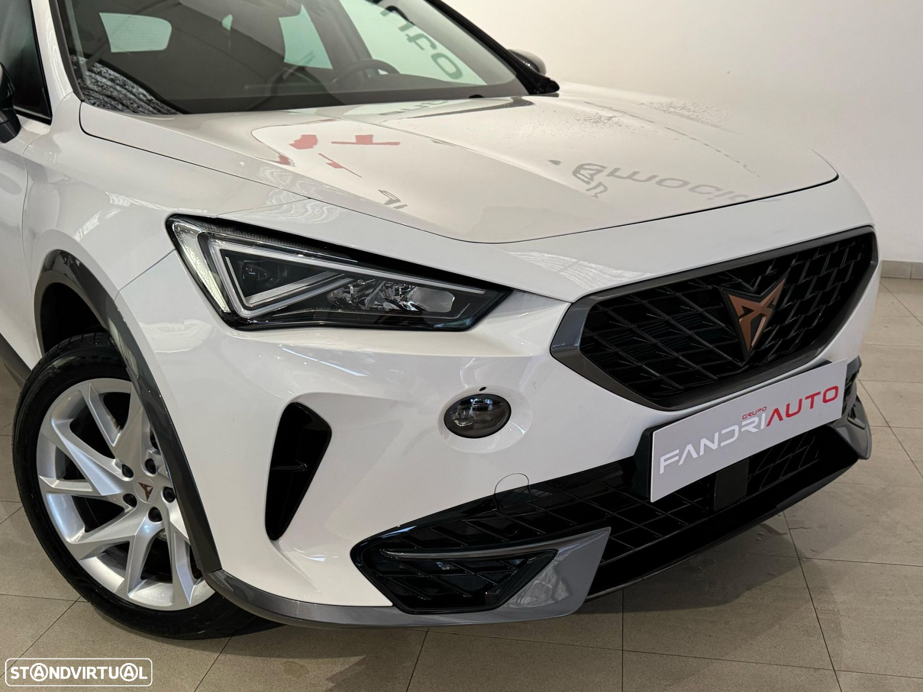 Cupra Formentor 1.4 e-Hybrid Plus DSG - 4