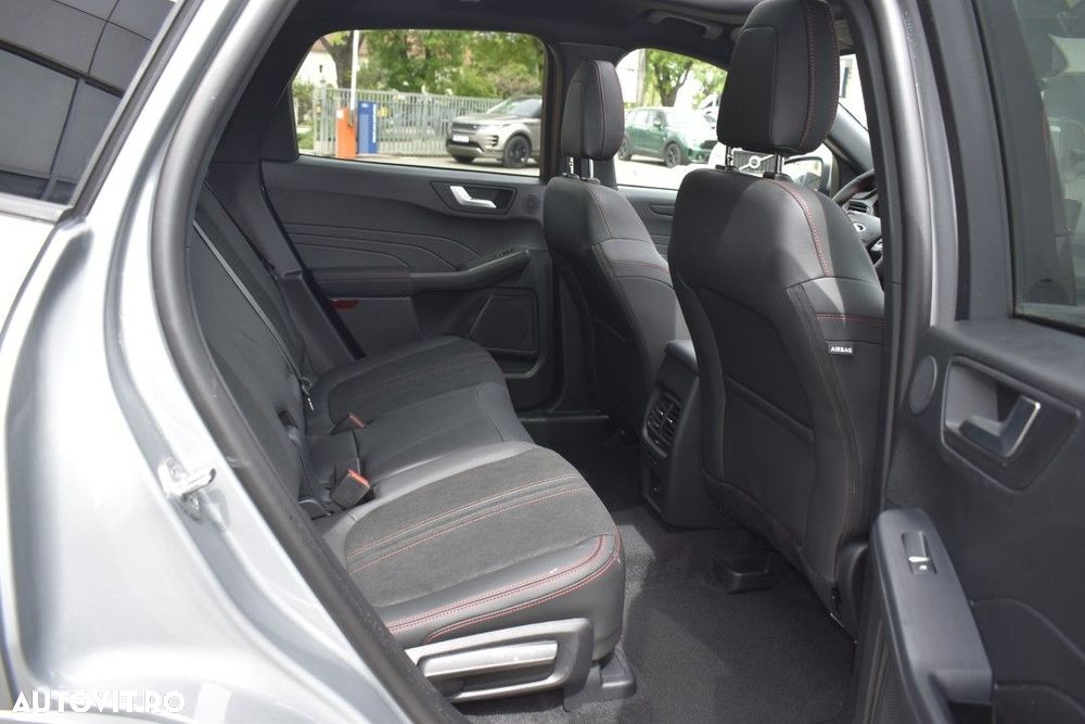 Ford Kuga - 13