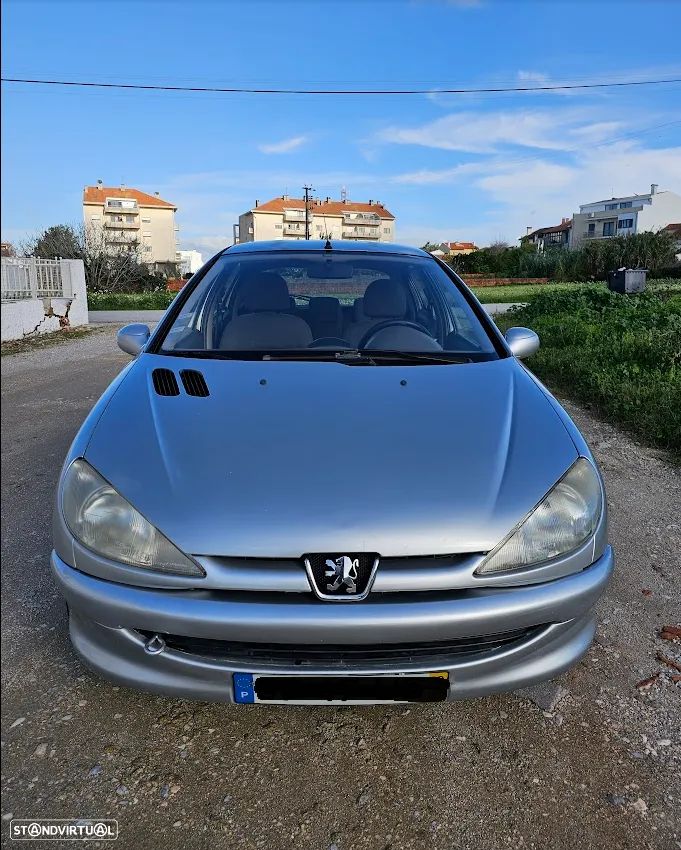 Peugeot 206 1.1 Color Line - 2