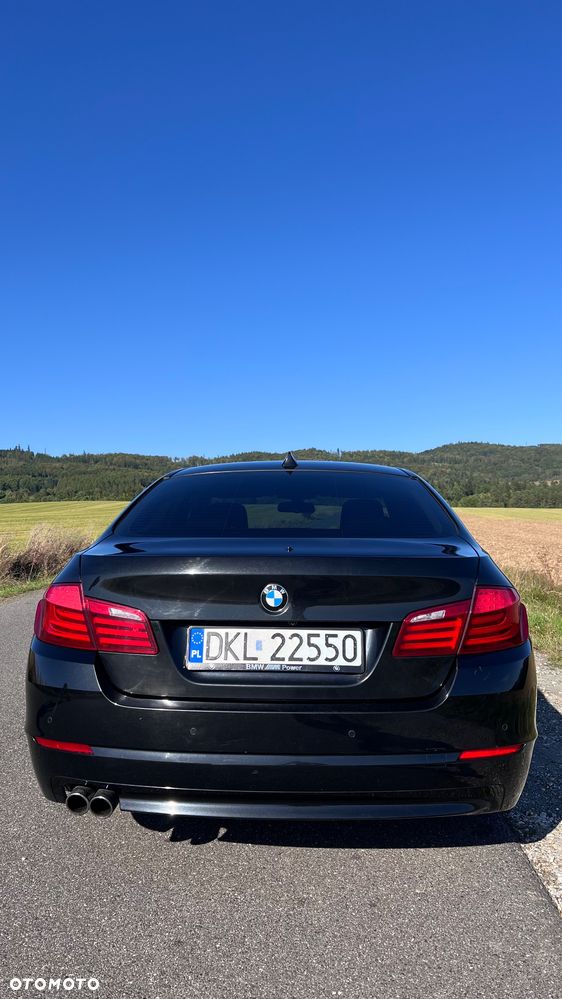 BMW Seria 5 525d xDrive - 6