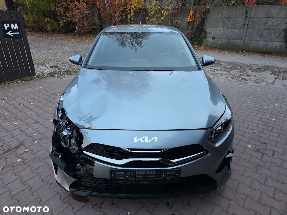 Kia Ceed 1.5 T-GDI Tribute - 4