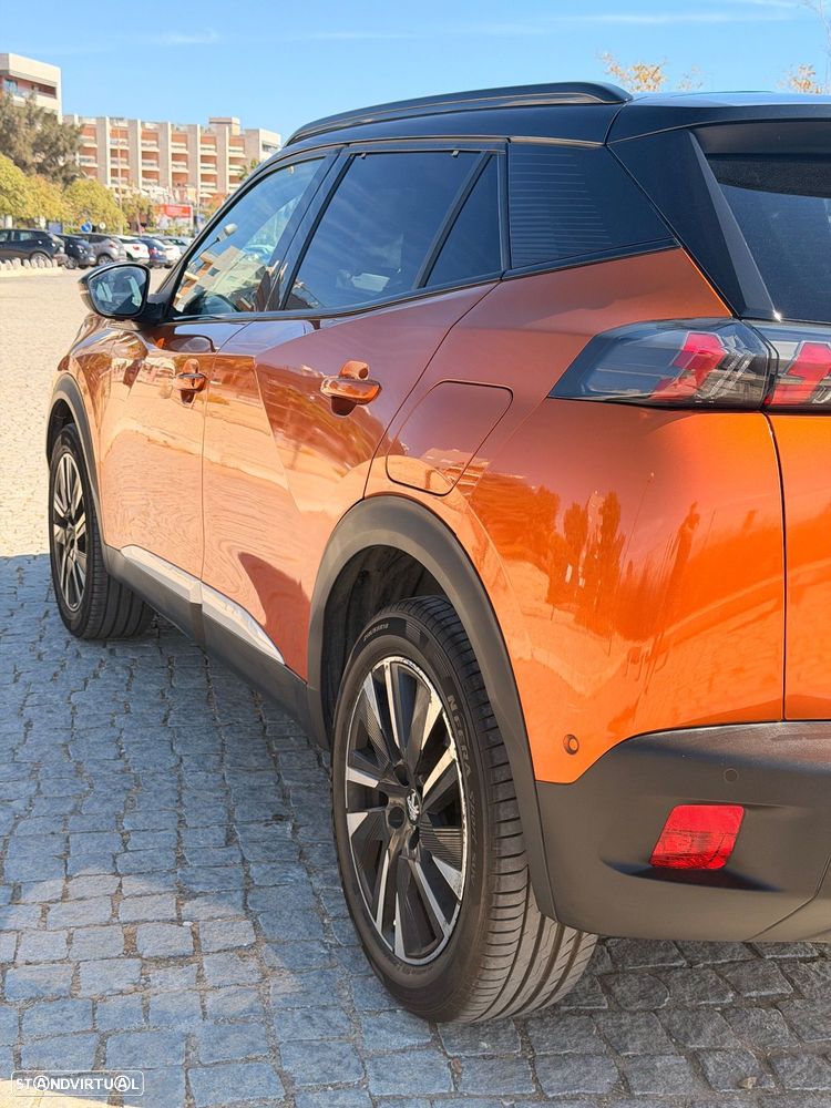 Peugeot 2008 1.2 PureTech GT EAT8 - 5